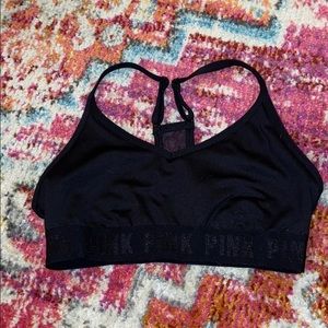 Seamless lightly lined sports bra